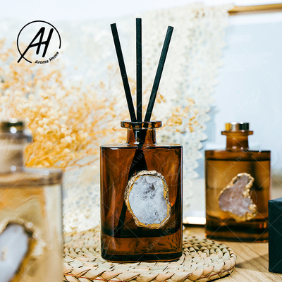 Sợi mây vuông Nắp vàng Chai thủy tinh Tinh dầu Aroma Reed Diffuser 180ML