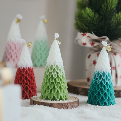 AROMA HOME Bán buôn Hình dạng cây Giáng sinh sang trọng Hình dạng nến thơm sáp đậu nành mới lạ
