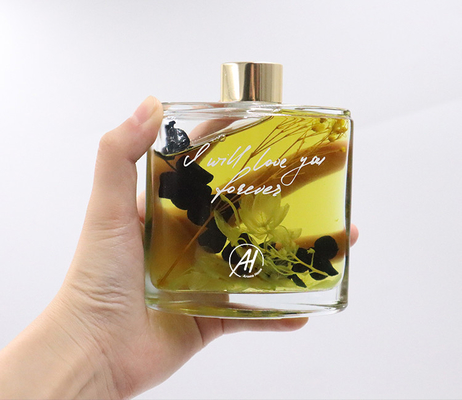 Bộ khuếch tán Aroma Reed Chai vuông 180ml Bộ quà tặng sang trọng với hộp trắng