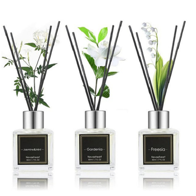 Bộ khuếch tán hương thơm mini hương hoa hồng và nước hoa Oud 50ml