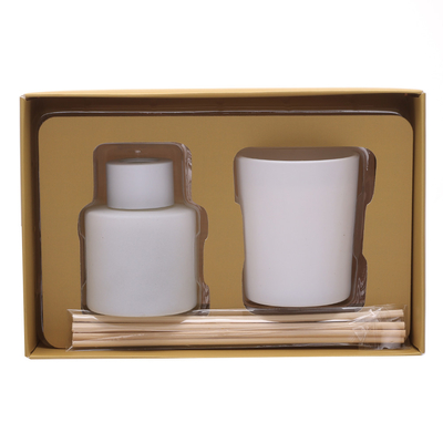 Bộ khuếch tán cây sậy có nắp bằng gỗ màu trắng mờ 50ml với nến thơm