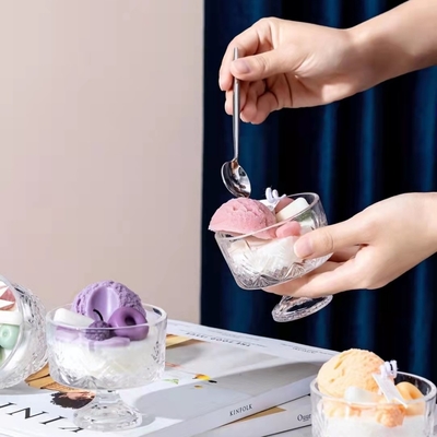 Nến sáp đậu nành thơm nhãn hiệu riêng nhỏ 140g Nến thơm kem trong hộp