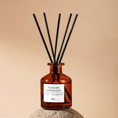 Chai thủy tinh tùy chỉnh Trang trí nội thất Khách sạn Scent Reed Diffuser 50ML