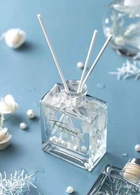 Nước Hoa Khuếch Tán Cây Quế Giáng Sinh 120ml Với Lá Bạc Vàng