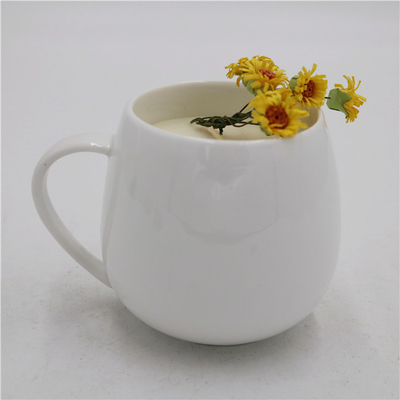 6oz Đơn giản Màu trắng Thiên nhiên Thiên nhiên Nến Dầu đậu nành Hũ đựng Dầu thơm